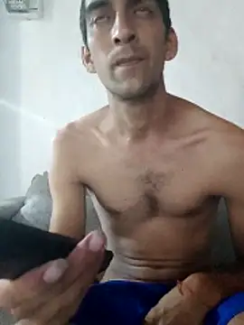 Snapshot of Elverguditojaja chatting on March 1, 2026, 12:10 am Elverguditojaja online show from March 1, 2026, 12:10 am