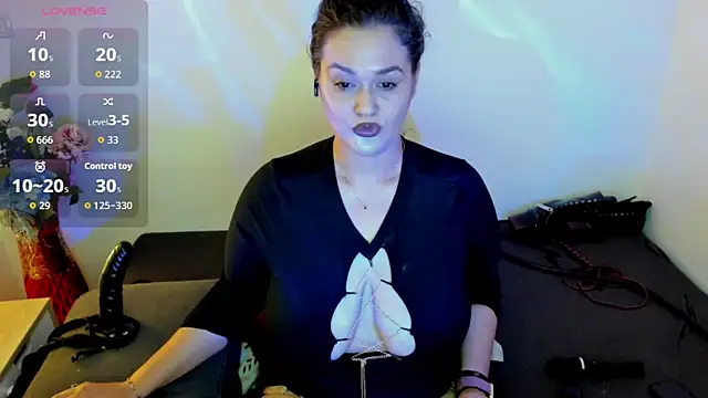 Laura sinner online show from June 18, 2026, 4:23 pm