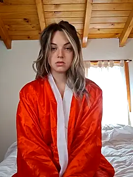 Elnonoykeila77 online show from December 21, 2024, 12:38 pm