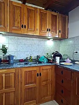 Elnonoykeila77 online show from December 15, 2024, 2:16 pm