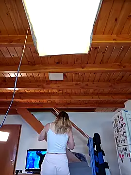 Elnonoykeila77 online show from January 29, 2025, 5:13 pm