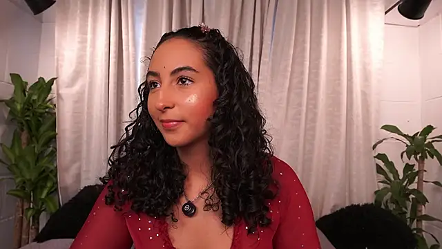 agatha collins  online show from December 22, 2025, 7:36 pm