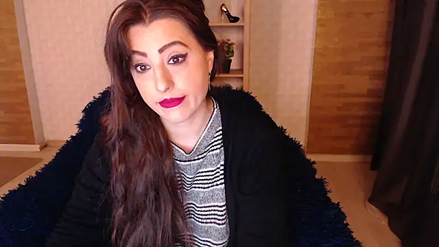 RebeccaStone online show from November 5, 2025, 3:42 am