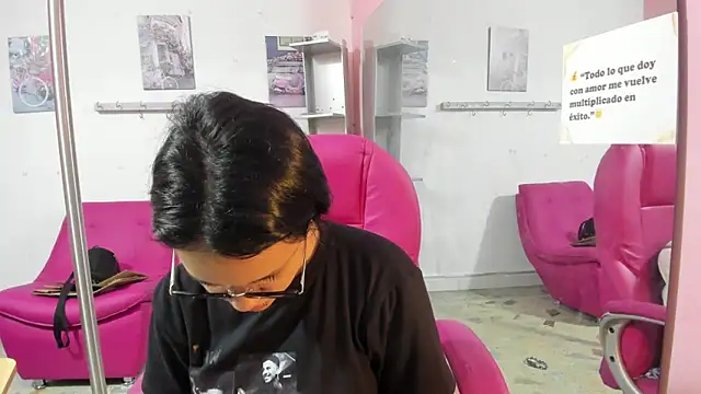 CAMILA--REY online show from November 30, 2025, 11:55 am