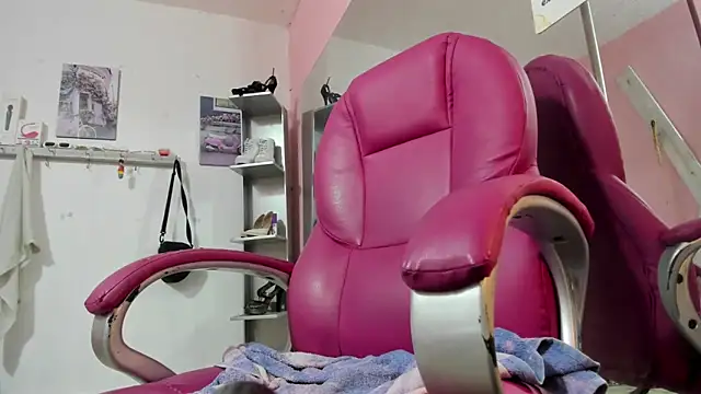 CAMILA--REY online show from February 22, 2026, 11:45 am