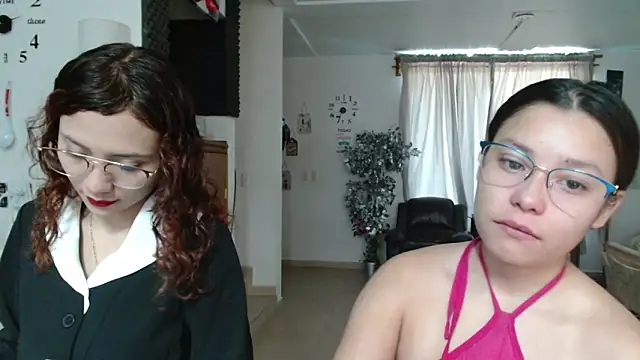 3littleschoolteens online show from October 2, 2025, 5:38 pm