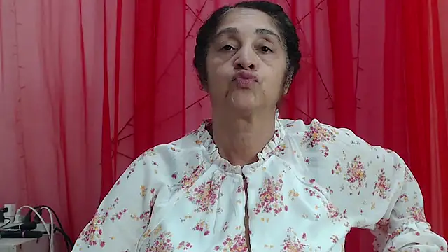 heyline milf online show from April 5, 2026, 12:17 am