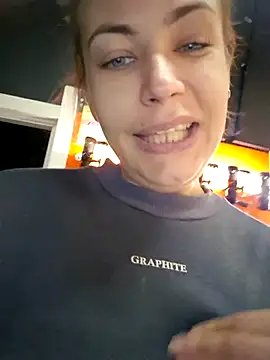 Keli Jessi online show from November 3, 2025, 1:58 pm