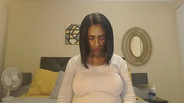 Creamyass22 online show from May 4, 2026, 6:11 pm