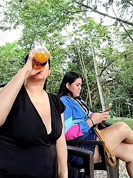 Snapshot of keilymadam chatting on March 25, 2026, 12:59 pm keilymadam online show from March 25, 2026, 12:59 pm