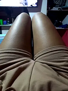 annie-19 online show from February 23, 2025, 8:00 pm