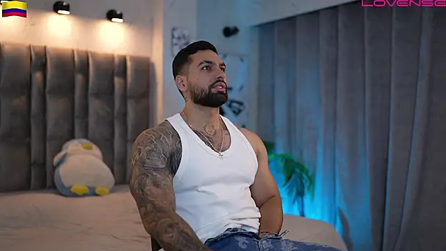 Snapshot of john_king29 chatting on February 25, 2026, 1:11 pm john king29 online show from February 25, 2026, 1:11 pm