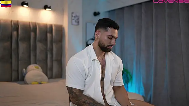 Snapshot of john_king29 chatting on March 4, 2026, 9:11 pm john king29 online show from March 4, 2026, 9:11 pm