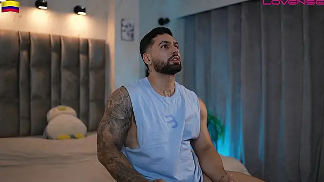 Snapshot of john_king29 chatting on March 11, 2026, 11:43 pm john king29 online show from March 11, 2026, 11:43 pm