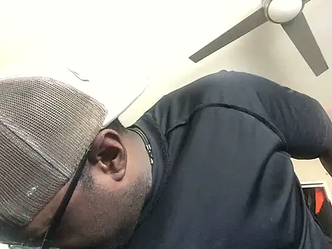 Snapshot of Londonfrotadejr chatting on January 28, 2025, 10:12 pm Londonfrotadejr online show from January 28, 2025, 10:12 pm