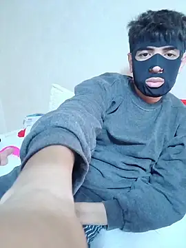 arabqueen online show from March 6, 2026, 8:37 pm