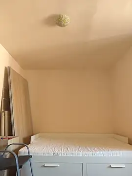 Snapshot of Govora chatting on February 3, 2026, 10:42 am Govora online show from February 3, 2026, 10:42 am