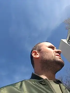 Snapshot of Govora chatting on March 6, 2025, 9:03 am Govora online show from March 6, 2025, 9:03 am