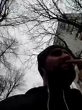 Snapshot of Govora chatting on January 22, 2025, 2:03 pm Govora online show from January 22, 2025, 2:03 pm