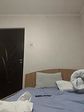 Snapshot of Govora chatting on December 16, 2025, 6:23 pm Govora online show from December 16, 2025, 6:23 pm