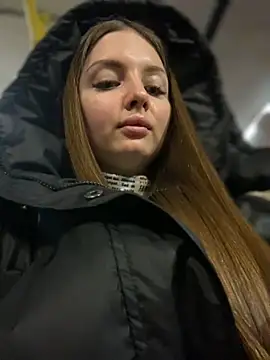 KrisMagnoly online show from January 13, 2025, 2:42 pm