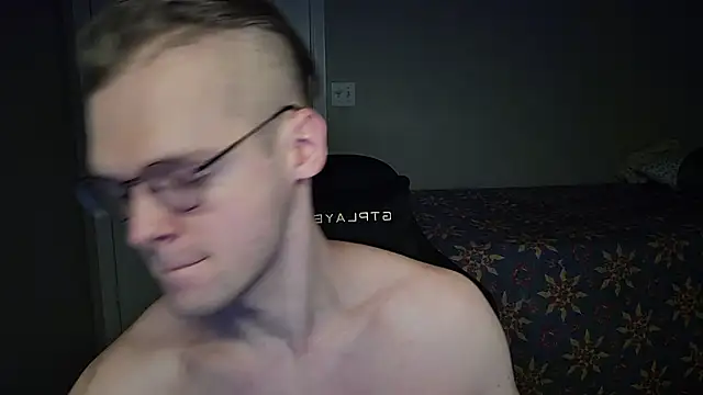 Snapshot of doloresman chatting on February 4, 2026, 11:11 pm doloresman online show from February 4, 2026, 11:11 pm