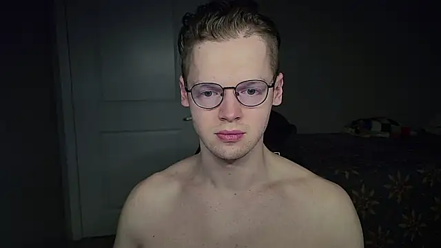 Snapshot of doloresman chatting on February 10, 2026, 5:56 pm doloresman online show from February 10, 2026, 5:56 pm