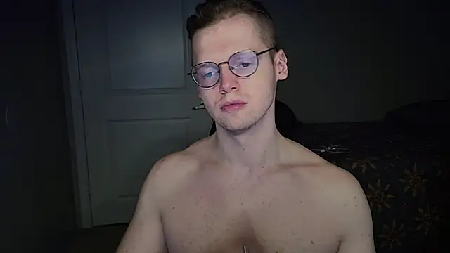 Snapshot of doloresman chatting on February 15, 2026, 11:36 pm doloresman online show from February 15, 2026, 11:36 pm