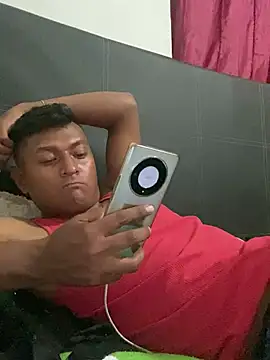 jonaspas02 online show from February 7, 2025, 6:14 am