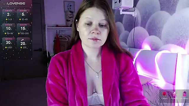 alekasamui online show from November 6, 2025, 1:09 am