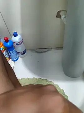 Snapshot of Arthu2r chatting on February 20, 2026, 9:17 pm Arthu2r online show from February 20, 2026, 9:17 pm