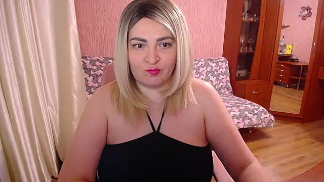 -MeowMeow online show from March 4, 2026, 3:31 pm