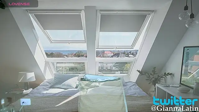 Gianna latin online show from January 28, 2025, 5:56 pm