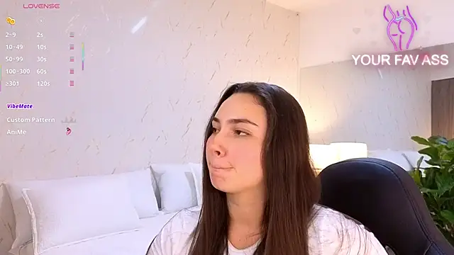 Snapshot of ava_blue chatting on September 19, 2025, 7:51 pm ava blue online show from September 19, 2025, 7:51 pm