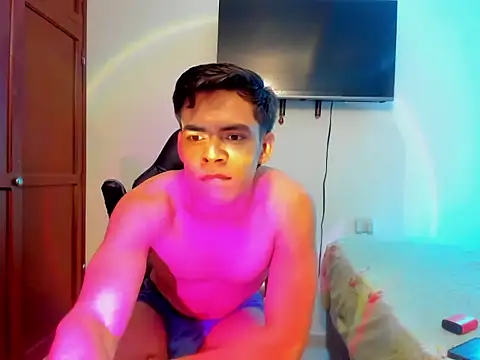 Snapshot of Lucian_Gomez_ chatting on November 18, 2025, 7:39 pm Lucian Gomez online show from November 18, 2025, 7:39 pm