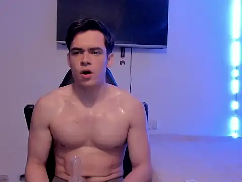 Lucian Gomez  online show from October 11, 2025, 3:07 am