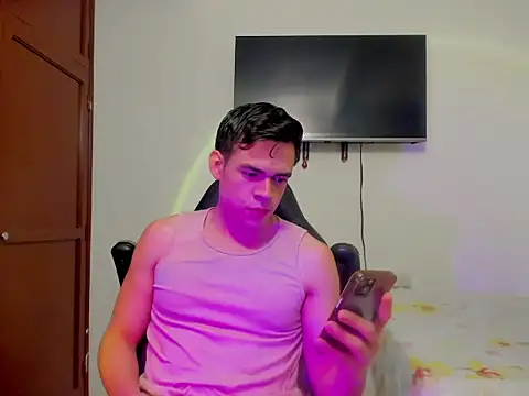 Snapshot of Lucian_Gomez_ chatting on November 22, 2025, 9:57 pm Lucian Gomez online show from November 22, 2025, 9:57 pm