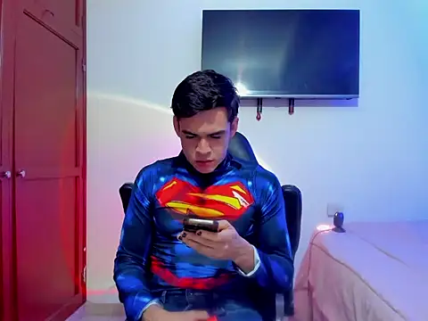 Snapshot of Lucian_Gomez_ chatting on November 29, 2025, 9:04 pm Lucian Gomez online show from November 29, 2025, 9:04 pm