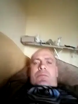 Snapshot of Robertvirt chatting on September 23, 2025, 2:35 pm Robertvirt online show from September 23, 2025, 2:35 pm