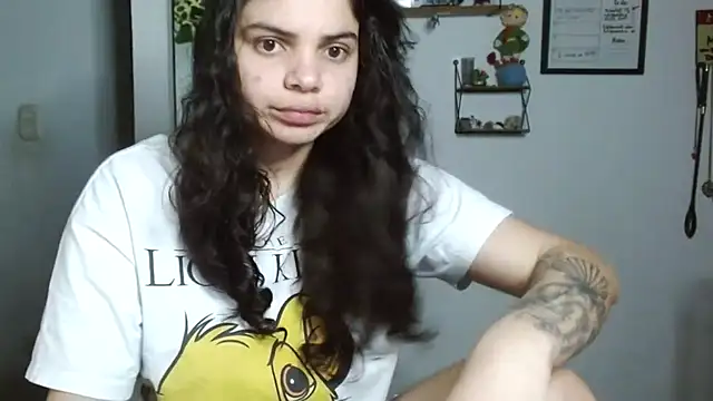 Nikkykora15 online show from September 9, 2025, 1:16 am