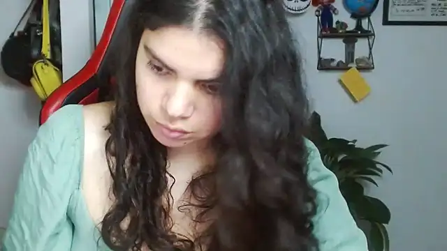 Nikkykora15 online show from March 18, 2025, 10:48 pm