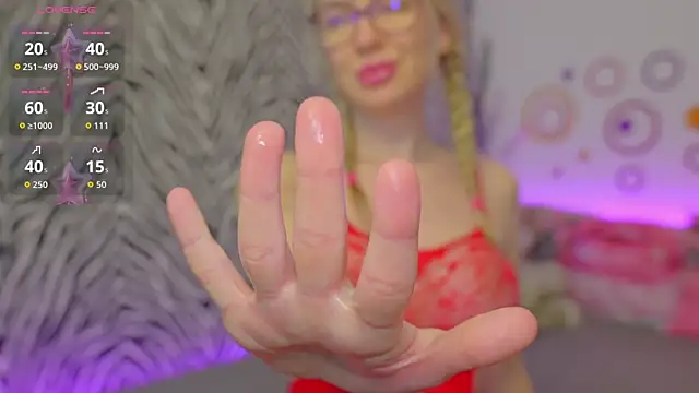 JennyShow online show from April 17, 2026, 6:16 am