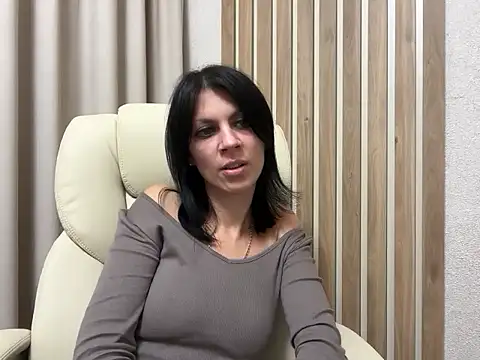 InjaAtHome online show from September 22, 2025, 5:52 pm