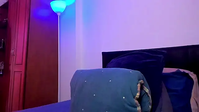 Snapshot of Eiden_allenx chatting on February 25, 2026, 2:17 pm Eiden allenx online show from February 25, 2026, 2:17 pm