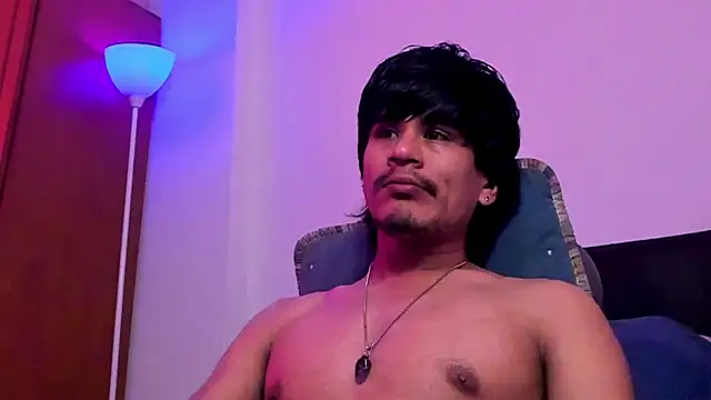 Snapshot of Eiden_allenx chatting on February 8, 2026, 2:59 pm Eiden allenx online show from February 8, 2026, 2:59 pm