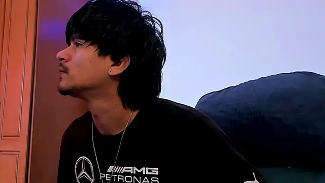 Snapshot of Eiden_allenx chatting on February 16, 2026, 2:37 pm Eiden allenx online show from February 16, 2026, 2:37 pm