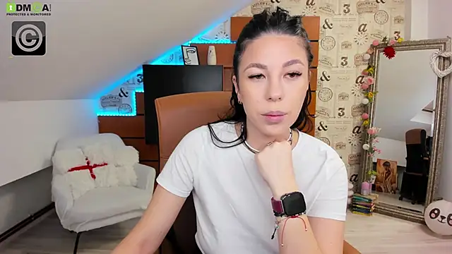 Snapshot of EmillyTaylor chatting on February 3, 2026, 4:32 am EmillyTaylor online show from February 3, 2026, 4:32 am