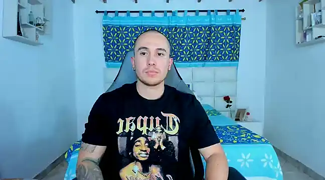 Snapshot of juan__jimenez chatting on January 25, 2025, 1:21 am juan jimenez online show from January 25, 2025, 1:21 am
