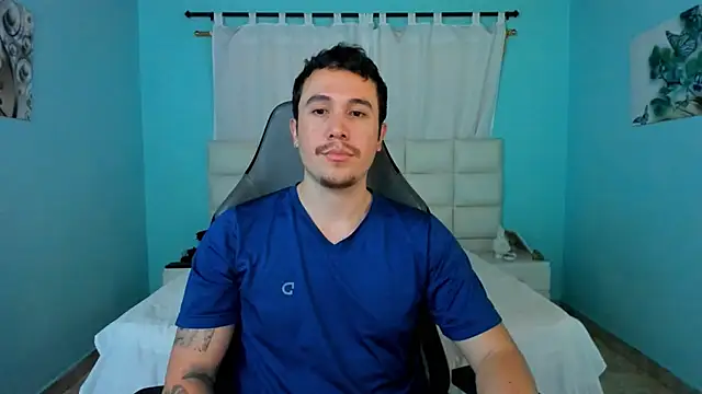 juan  jimenez online show from April 8, 2026, 10:11 pm