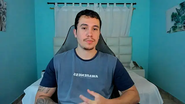 juan  jimenez online show from April 11, 2026, 7:39 pm